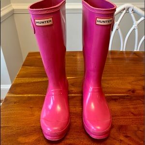 Big Girls Hunter Pink Glossy Rainboots size 4